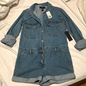 F21 Long sleeve Romper NWT Small